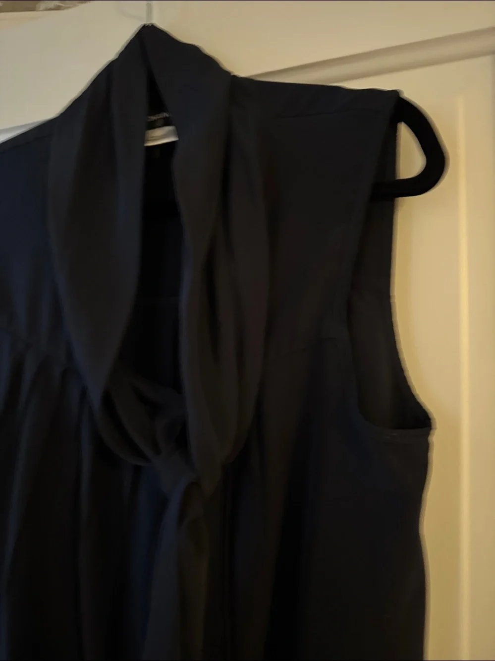 CHANEL Vintage Pre-Fall 2007 Navy Sleeveless Blouse with Bow — Karl Lagerfeld